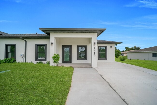 Building Photo - 2413 Quentin Ave S