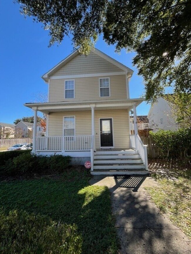 Building Photo - Lovely Home in the Love Grove subdivision!