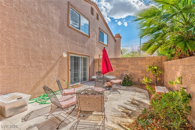 Building Photo - 1633 Cave Spring Dr