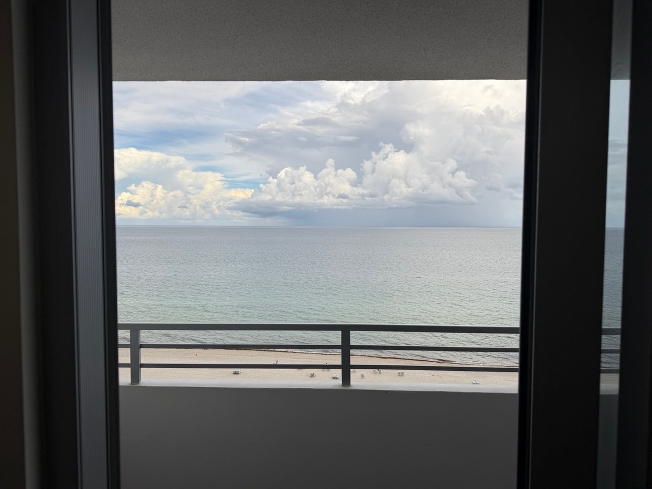 Balcony - Panoramic Ocean Vista - 5555 Collins Ave