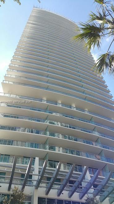 Building Photo - 1100 S Miami Ave