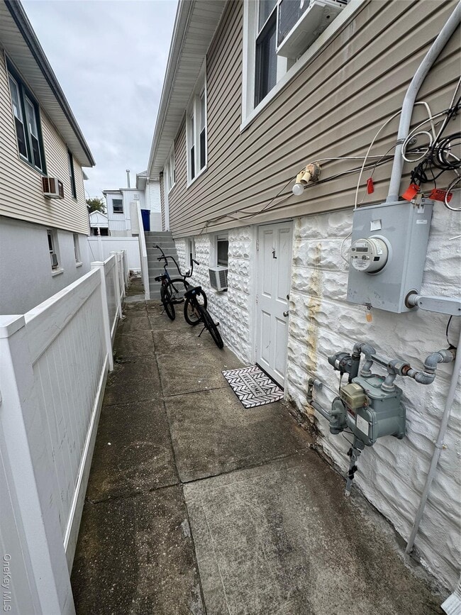 Building Photo - 81 Brookline Ave