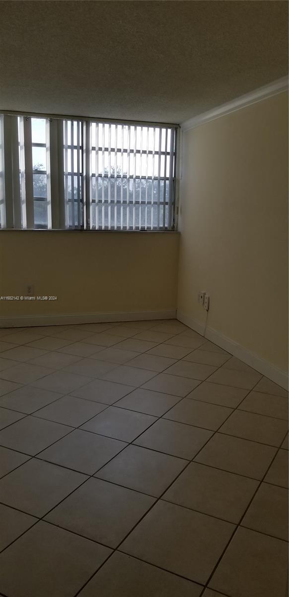 Building Photo - 13155 Ixora Ct