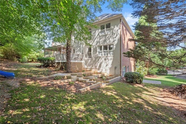 Building Photo - 4020 Walnut Creek Trail