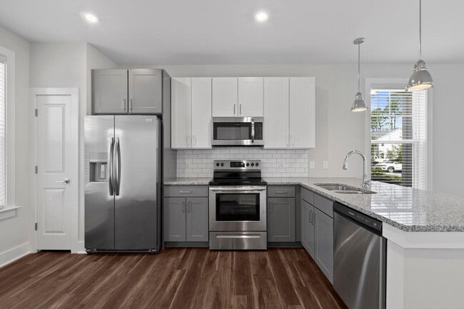 Building Photo - Riverwood