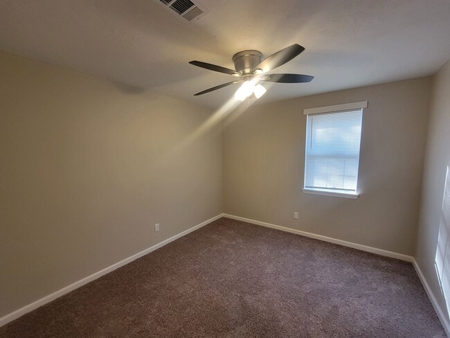 Building Photo - """~155 Stoneybrooks Place