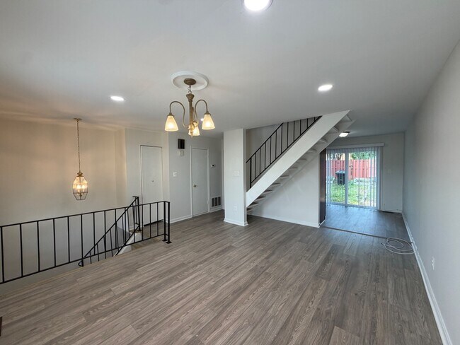 Building Photo - 4054 Hanson Oaks Dr