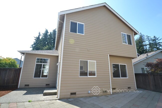 Building Photo - 2329 130th Pl SE