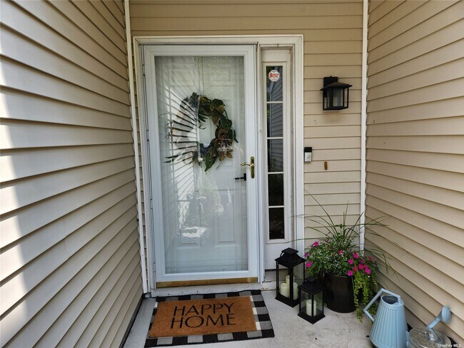 Building Photo - 336 Prairie Ct