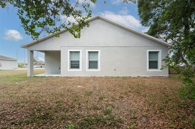 Building Photo - 2044 Hillview Cir