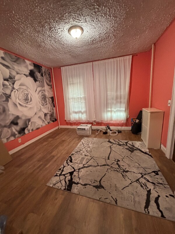 Building Photo - 4318 Matilda Ave