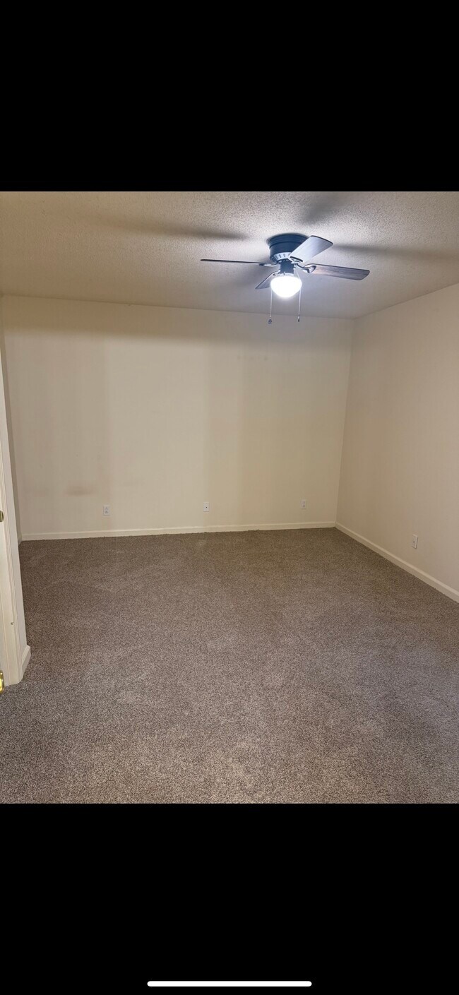 Building Photo - 1818 Stargazer Dr