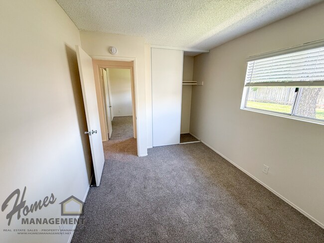 Building Photo - Homes Management - 3 Bed, 2 Bath San Marcos Home