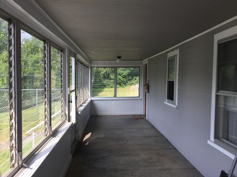 Porch - 13 Middle St