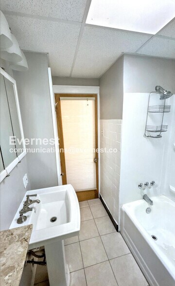 Building Photo - 3864 Marietta Dr