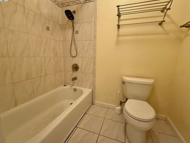 Building Photo - 10191 Yoshino Pl