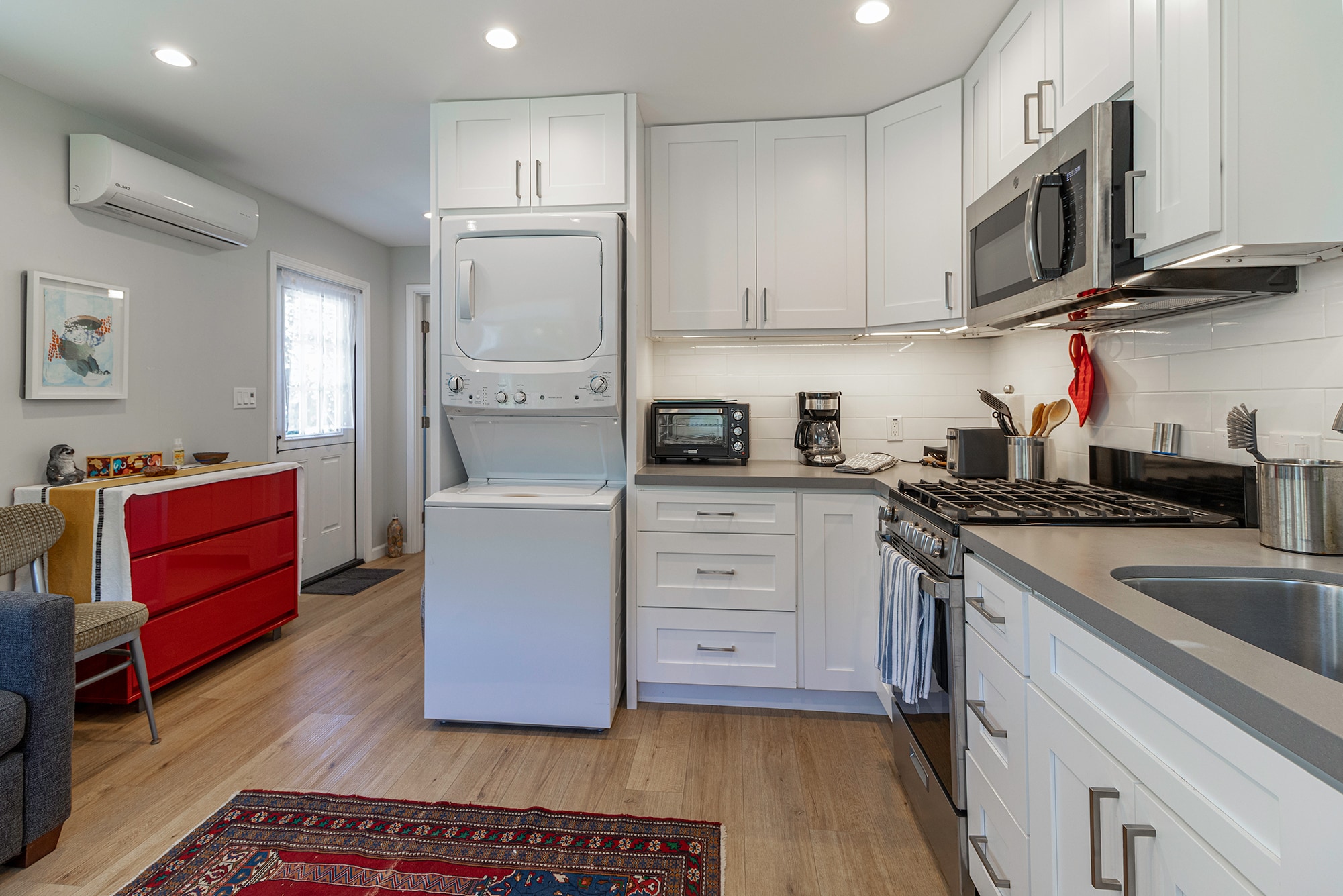 9114 W. 24th St. Fully furnished Guest House - 9116 W 24th St