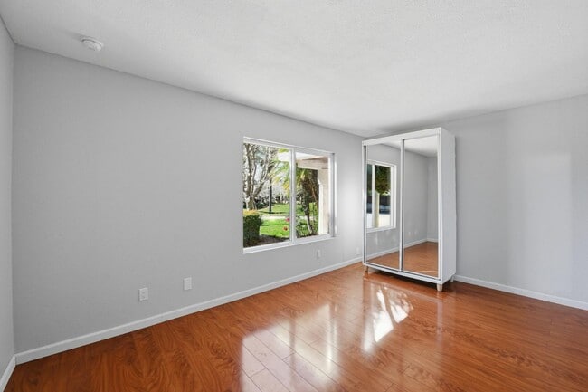 Building Photo - 1767 Capistrano Glen