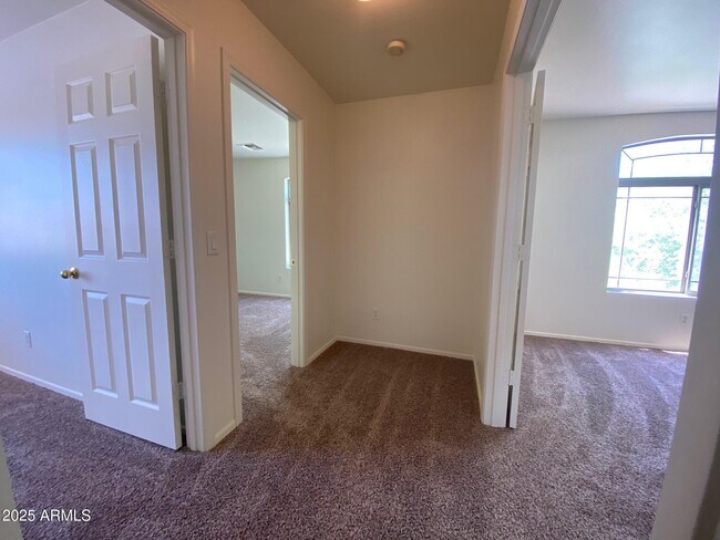Building Photo - 12360 W Heatherbrae Dr