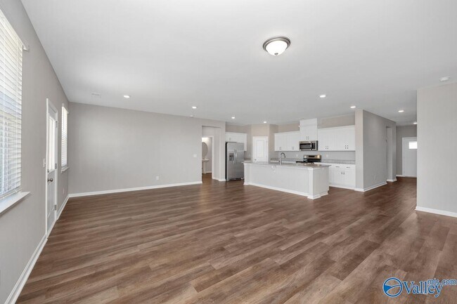 Building Photo - 103 Evergreen Ml Ln