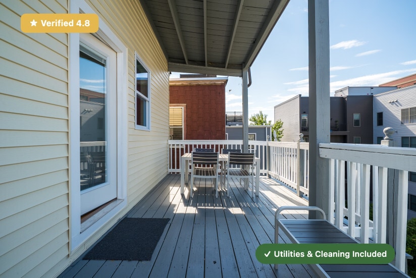 Building Photo - Furnished Bedroom with Private Bath in South Boston