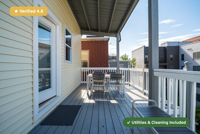 Building Photo - Furnished Private Bedroom in South Boston