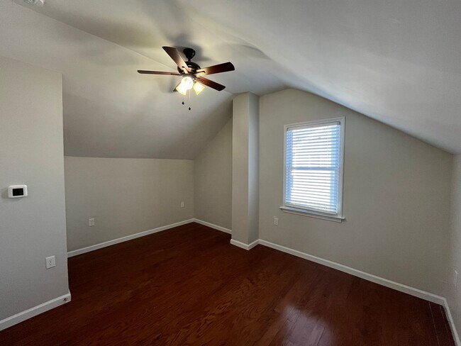 Building Photo - Excellent 4BD, 2.5BA Cary Home with Fenced...