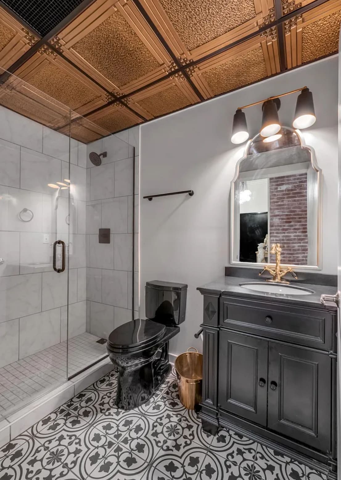 Building Photo - 515 W Main St