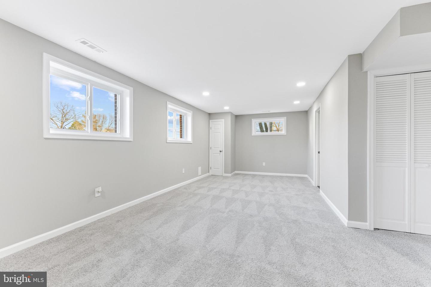 Building Photo - 713 Biddle Rd