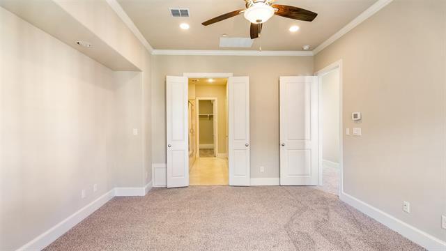 Building Photo - 2191 Helsminster Dr