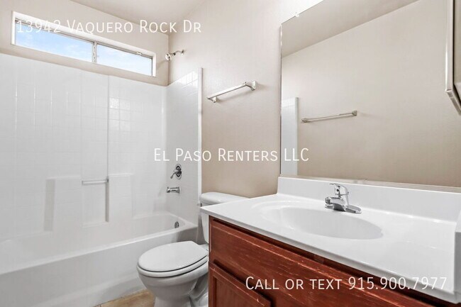 Building Photo - 13942 Vaquero Rock Dr
