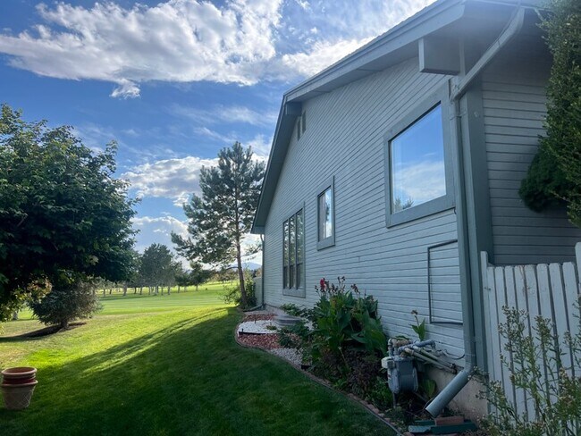 Building Photo - 4498 W Skye Dr