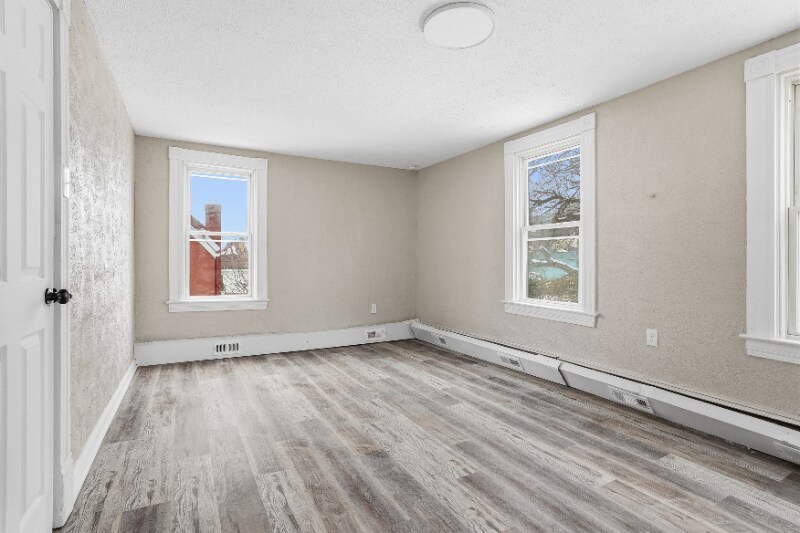 Building Photo - 105 Elmont St