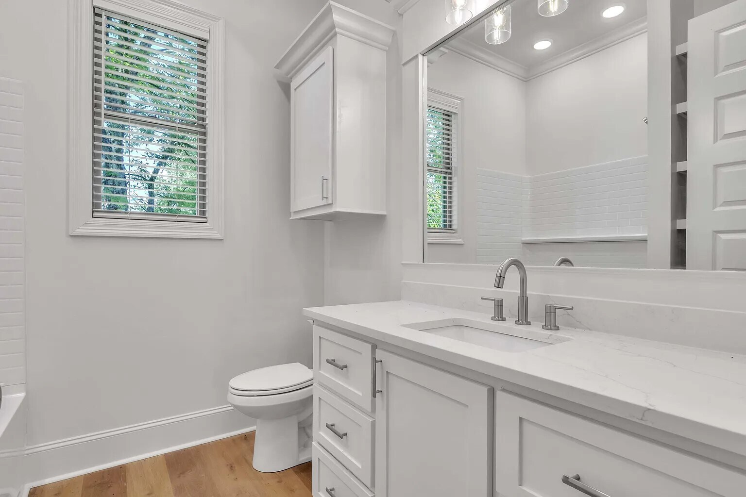 Building Photo - 110 Breezeway Cove