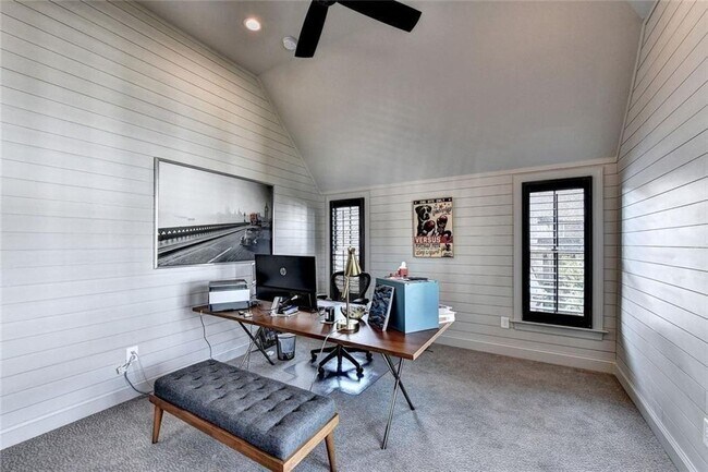 Building Photo - 2555 Brook Run