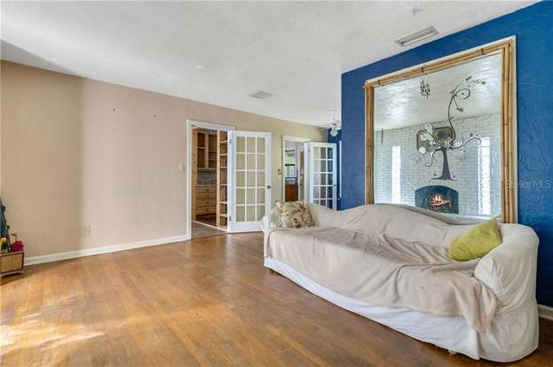 Building Photo - 2201 Virginia Dr