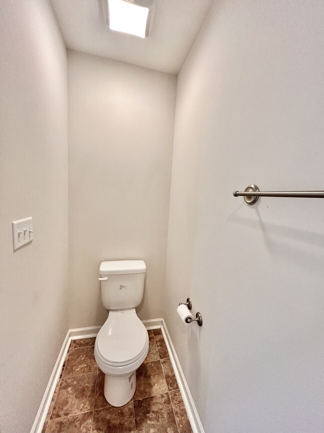 Building Photo - 5 Jackmia Way