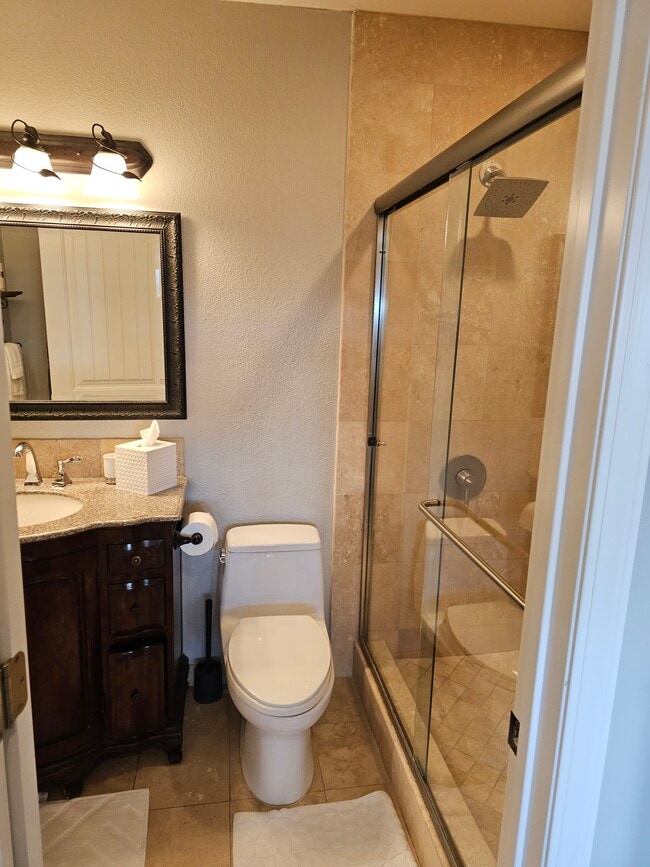 Building Photo - 853 Mola Vista Way