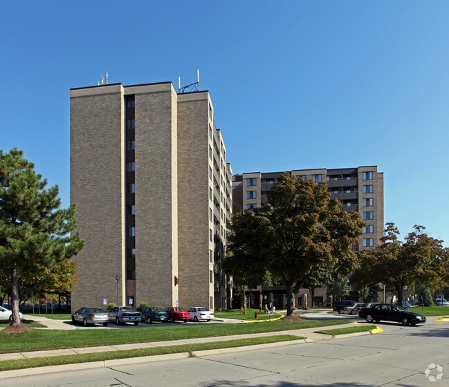 Garden City Tower Garden City, MI Apartment Finder