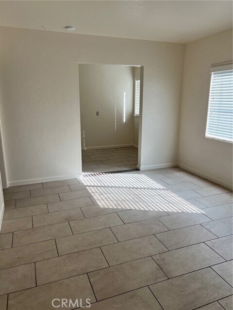 Building Photo - 635 W 17th St