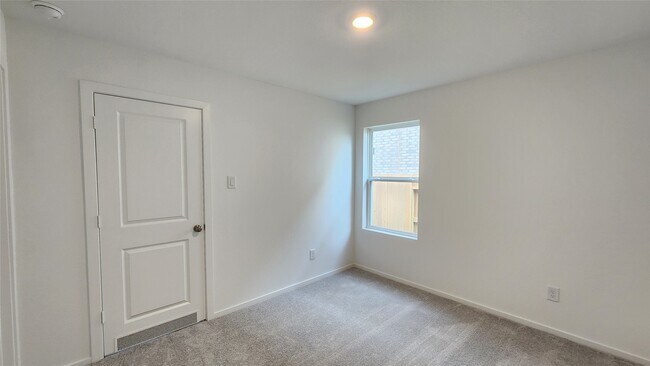 Building Photo - 16202 Rustic Prairie Dr