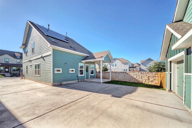 Building Photo - 201 Rioja