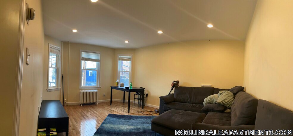 Primary Photo - 50 Jewett St