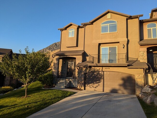 Building Photo - 10576 Sage Vista Ln