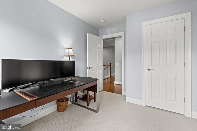 Building Photo - 9618 Stockwell Ln