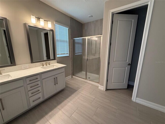 Building Photo - 4599 Almada Ln