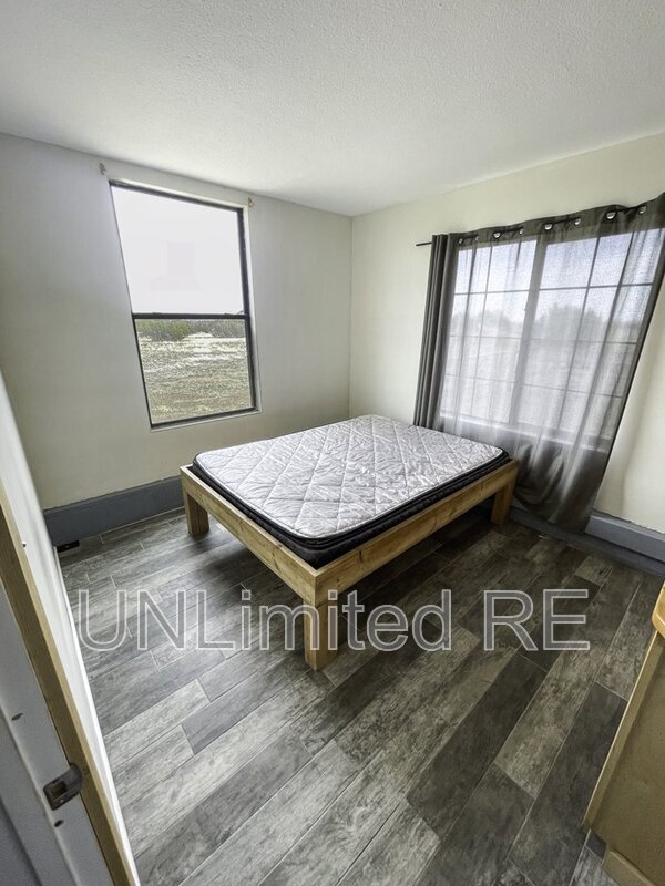 Building Photo - 69 Leupp Road