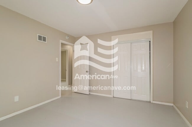 Building Photo - 1444 Fairmeadows Ln