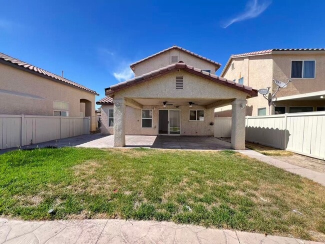 Building Photo - 5893 E Rainbow Bridge Dr