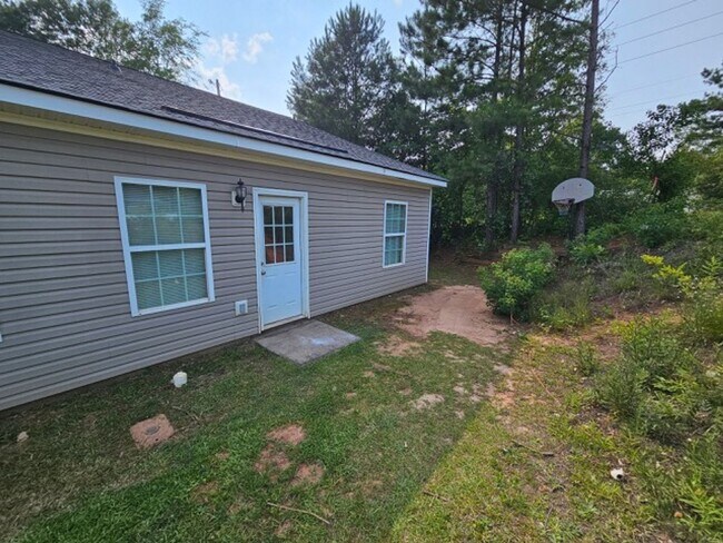 Building Photo - 3096 Mobley Bridge Rd
